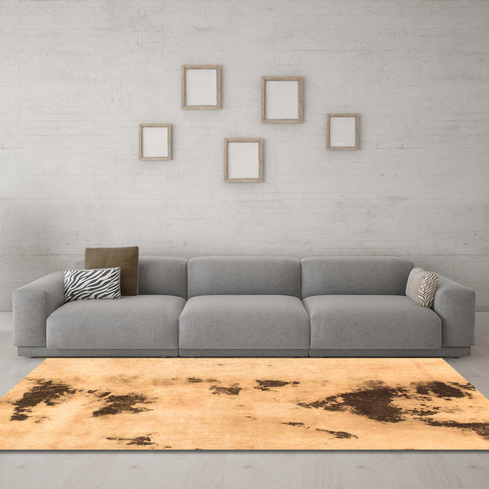Machine Washable Abstract Brown Modern Rug in a Living Room,, wshabs897brn
