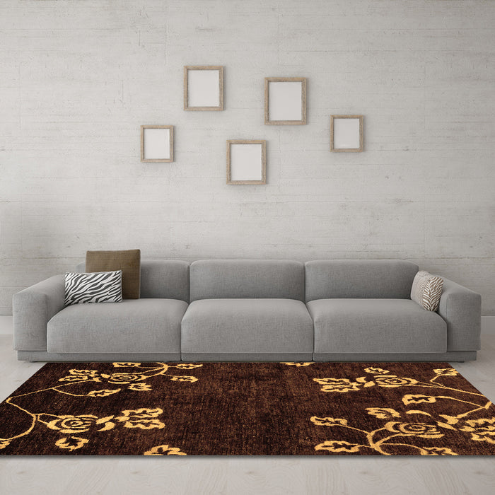 Machine Washable Abstract Brown Modern Rug in a Living Room,, wshabs89brn
