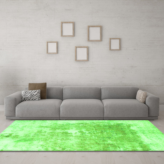 Machine Washable Solid Green Modern Area Rugs in a Living Room,, wshabs900grn
