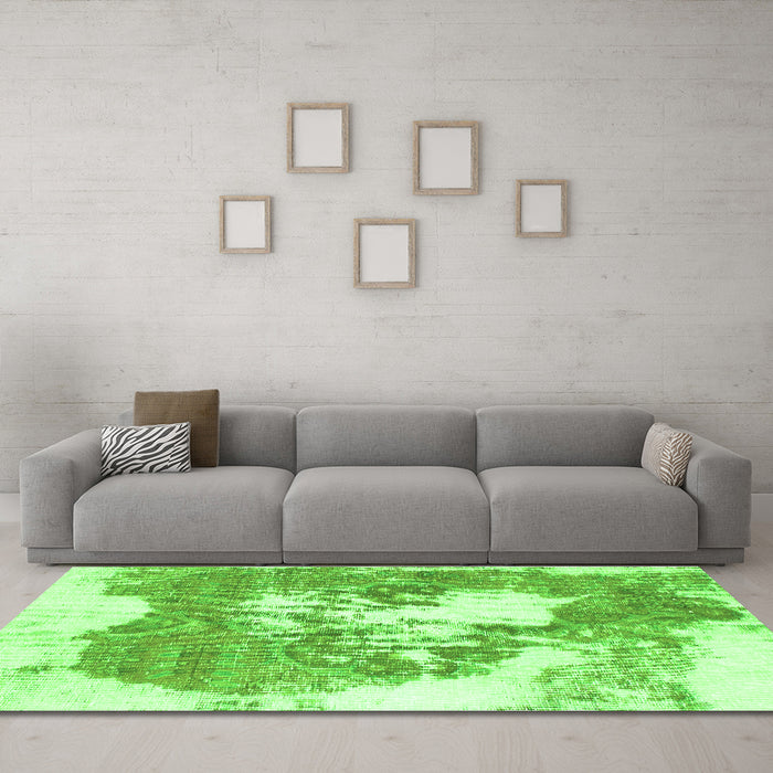 Machine Washable Abstract Green Modern Area Rugs in a Living Room,, wshabs903grn