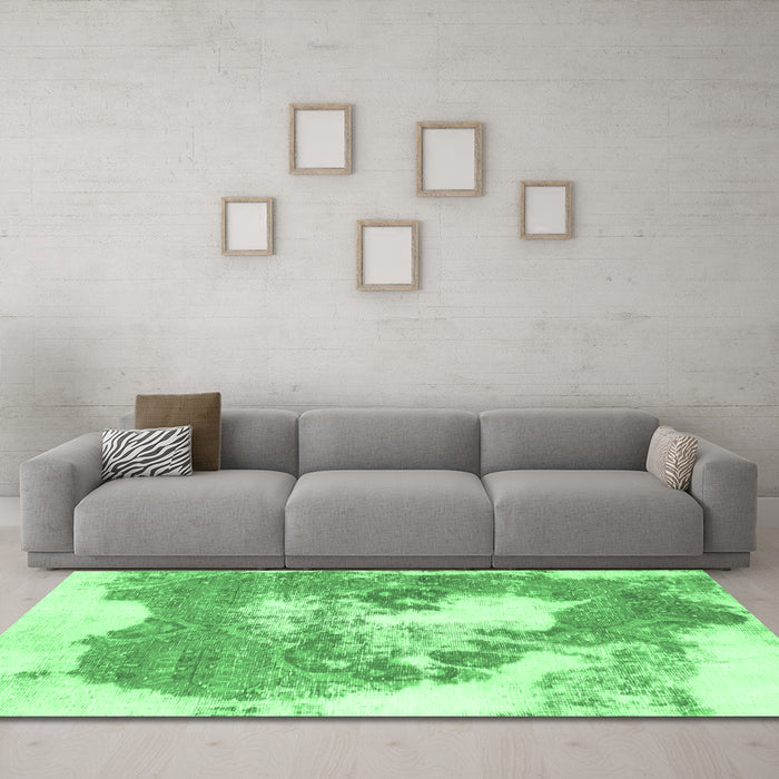 Machine Washable Abstract Emerald Green Modern Area Rugs in a Living Room,, wshabs903emgrn