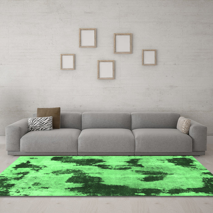 Machine Washable Abstract Emerald Green Modern Area Rugs in a Living Room,, wshabs905emgrn