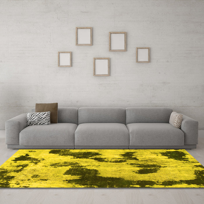 Machine Washable Abstract Yellow Modern Rug in a Living Room, wshabs905yw