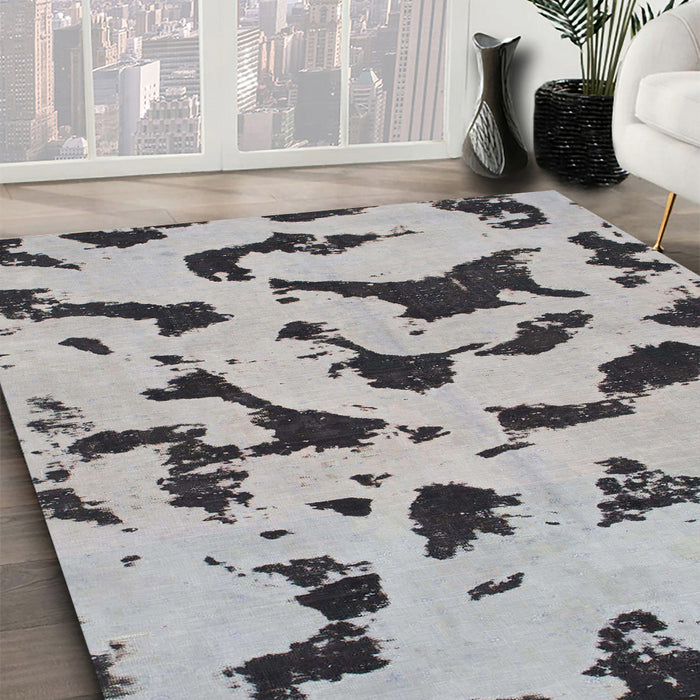 Machine Washable Abstract Silver Gray Rug in a Family Room, wshabs906