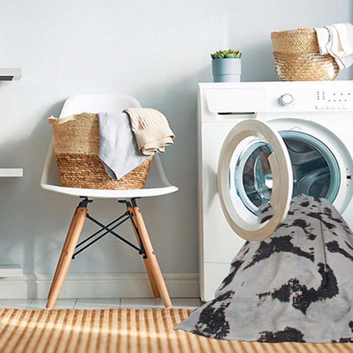 Machine Washable Abstract Silver Gray Rug in a Washing Machine, wshabs906