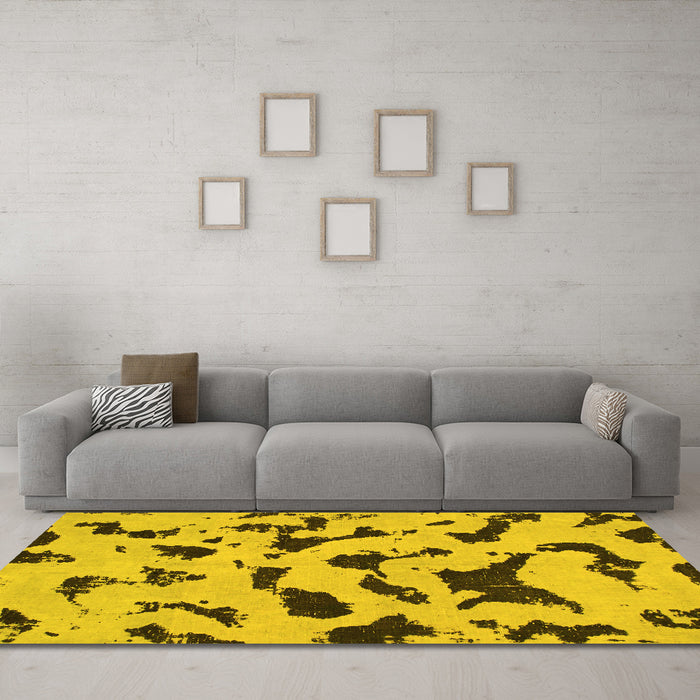 Machine Washable Abstract Yellow Modern Rug in a Living Room, wshabs906yw