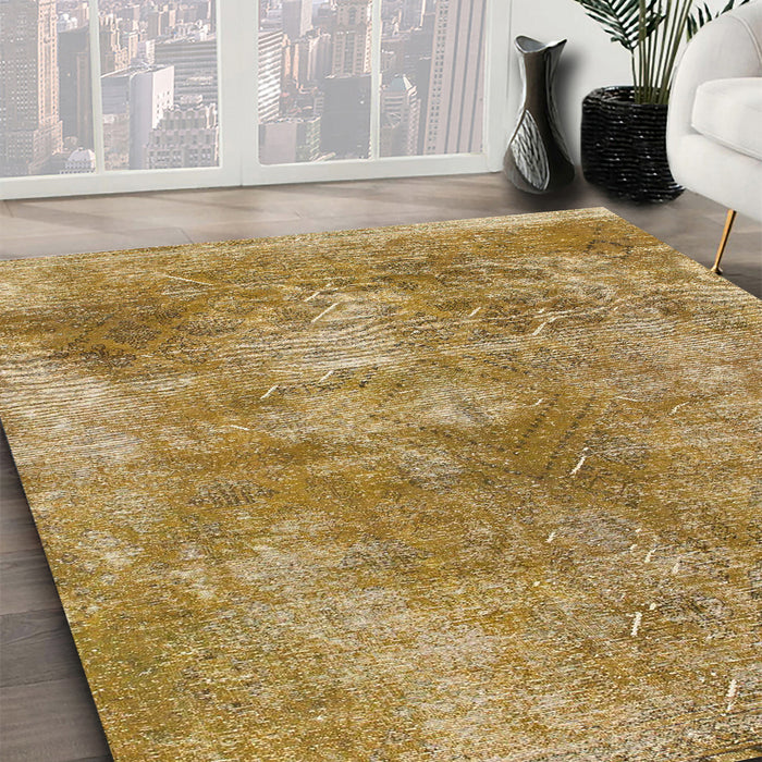 Machine Washable Abstract Metallic Gold Rug in a Family Room, wshabs907