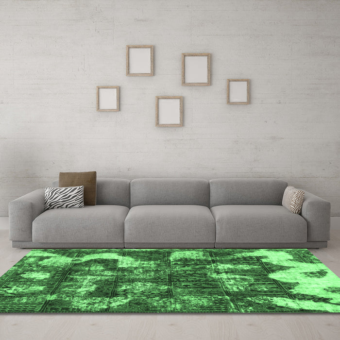Machine Washable Abstract Emerald Green Modern Area Rugs in a Living Room,, wshabs908emgrn