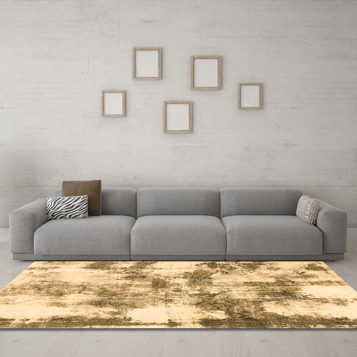 Machine Washable Abstract Brown Modern Rug in a Living Room,, wshabs909brn