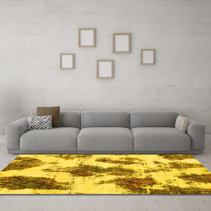 Machine Washable Abstract Yellow Modern Rug in a Living Room, wshabs917yw