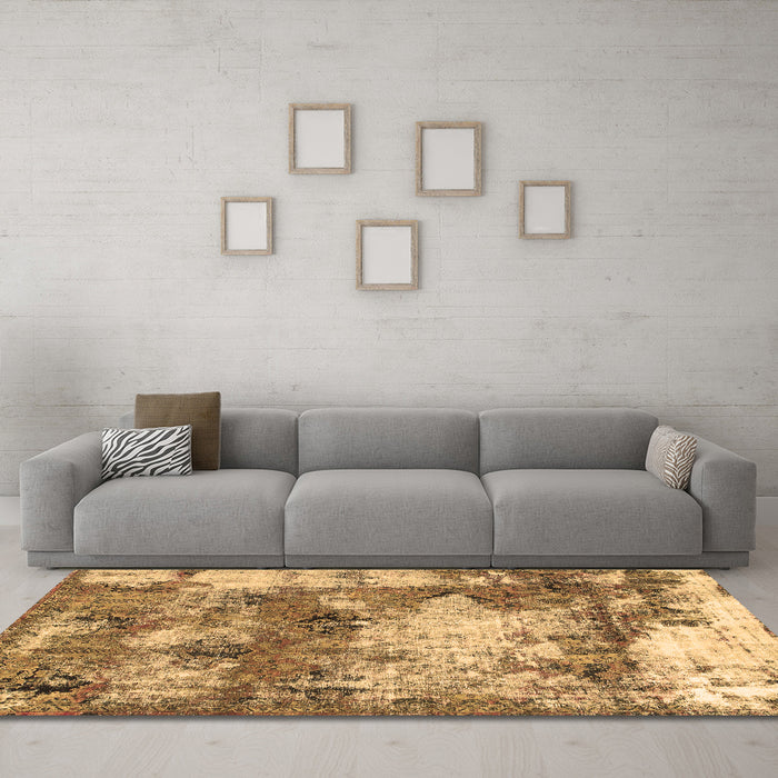 Machine Washable Abstract Brown Modern Rug in a Living Room,, wshabs918brn
