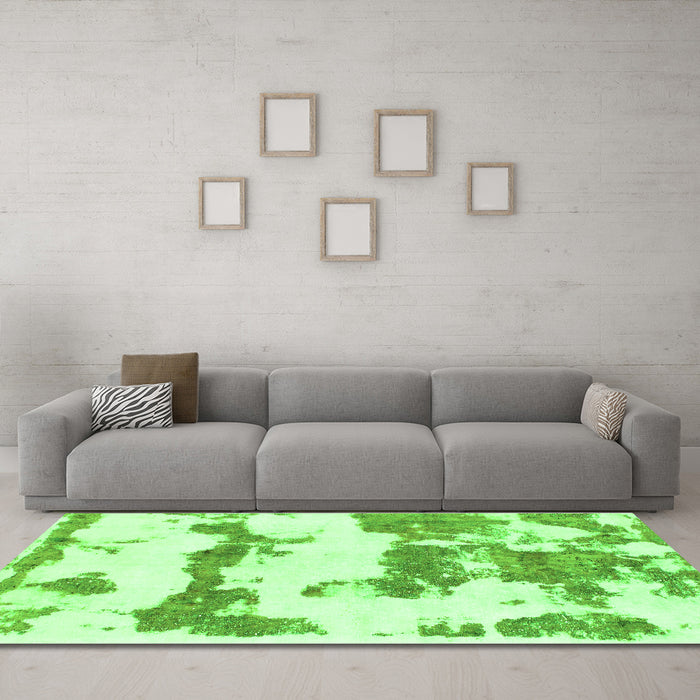 Machine Washable Abstract Green Modern Area Rugs in a Living Room,, wshabs919grn