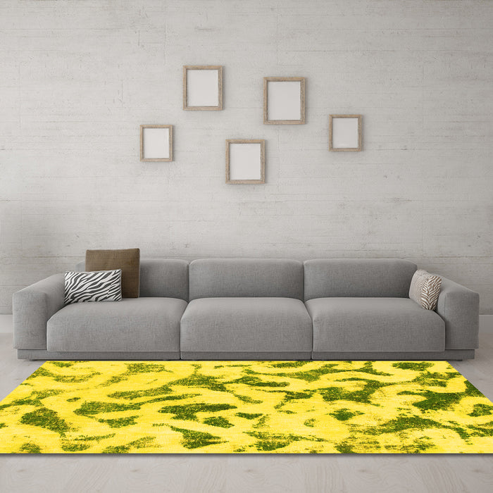 Machine Washable Abstract Yellow Modern Rug in a Living Room, wshabs920yw