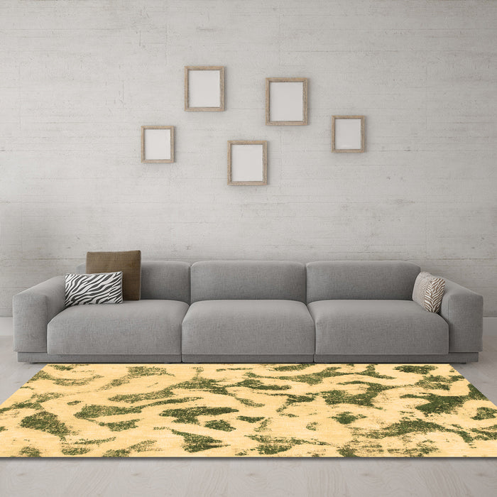 Machine Washable Abstract Brown Modern Rug in a Living Room,, wshabs920brn