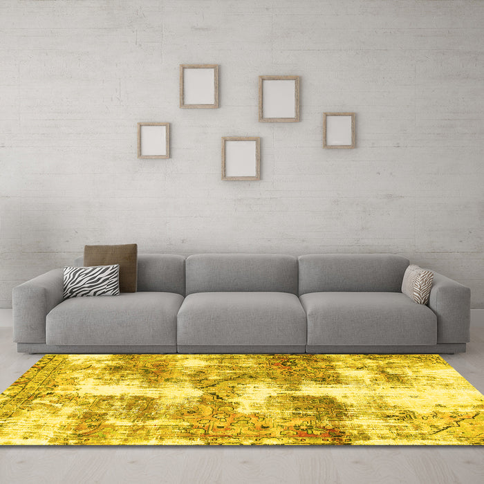 Machine Washable Abstract Yellow Modern Rug in a Living Room, wshabs921yw