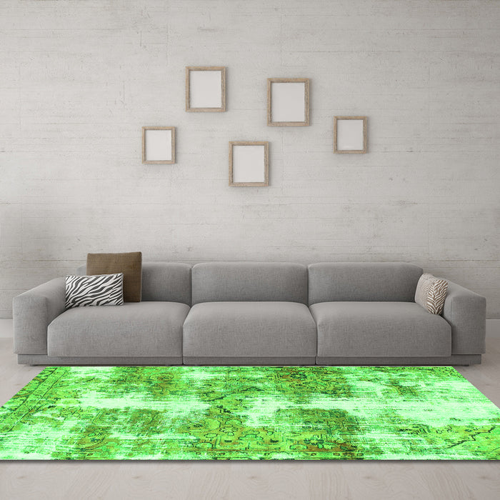 Machine Washable Abstract Green Modern Area Rugs in a Living Room,, wshabs921grn