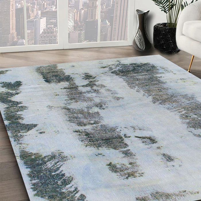 Machine Washable Abstract Metallic Silver Gray Rug in a Family Room, wshabs922