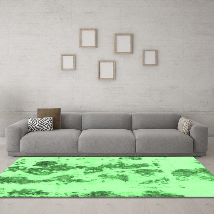 Machine Washable Abstract Emerald Green Modern Area Rugs in a Living Room,, wshabs926emgrn