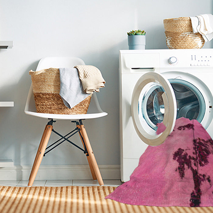 Machine Washable Abstract Pink Rug in a Washing Machine, wshabs927