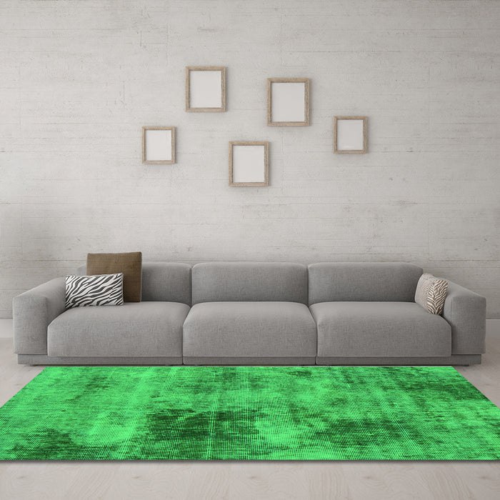 Machine Washable Abstract Green Modern Area Rugs in a Living Room,, wshabs929grn