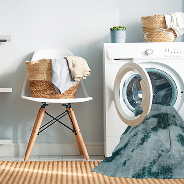 Machine Washable Abstract Greenish Blue Green Rug in a Washing Machine, wshabs932