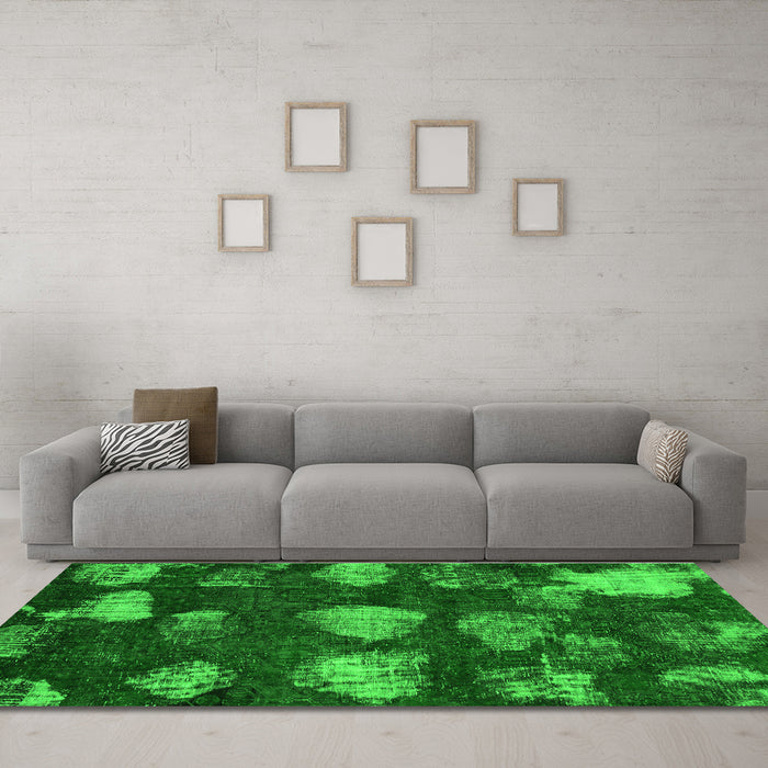 Machine Washable Abstract Green Modern Area Rugs in a Living Room,, wshabs933grn