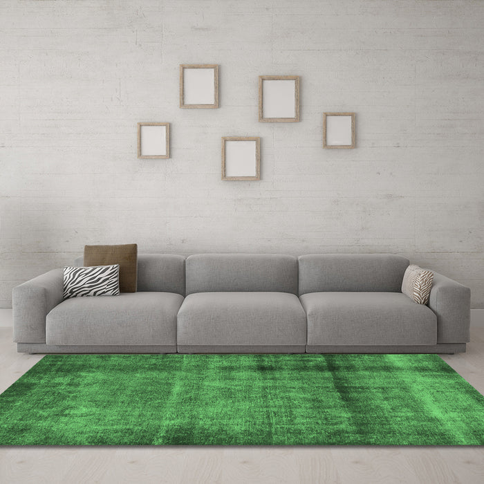 Machine Washable Abstract Emerald Green Modern Area Rugs in a Living Room,, wshabs938emgrn