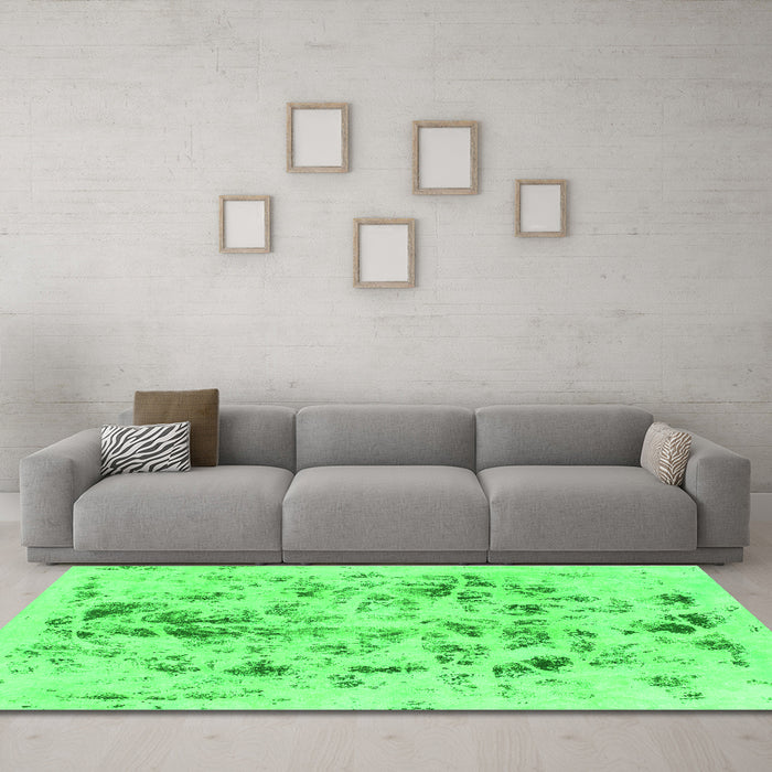 Machine Washable Abstract Green Modern Area Rugs in a Living Room,, wshabs940grn