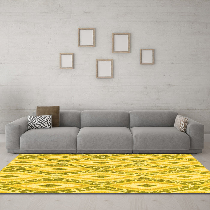Machine Washable Abstract Yellow Modern Rug in a Living Room, wshabs946yw