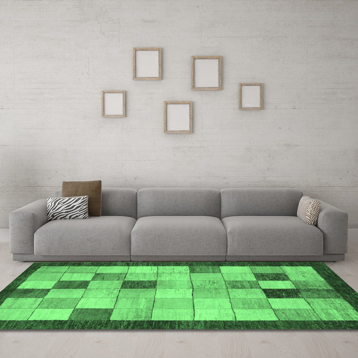Machine Washable Checkered Emerald Green Modern Area Rugs in a Living Room,, wshabs950emgrn