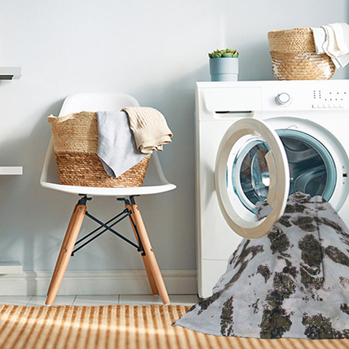 Machine Washable Abstract Metallic Silver Gray Rug in a Washing Machine, wshabs957