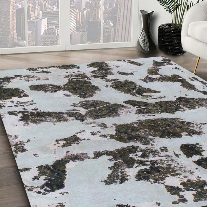 Machine Washable Abstract Metallic Silver Gray Rug in a Family Room, wshabs957