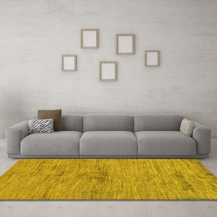 Machine Washable Abstract Yellow Modern Rug in a Living Room, wshabs95yw