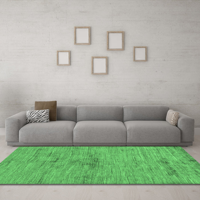 Machine Washable Abstract Emerald Green Modern Area Rugs in a Living Room,, wshabs95emgrn