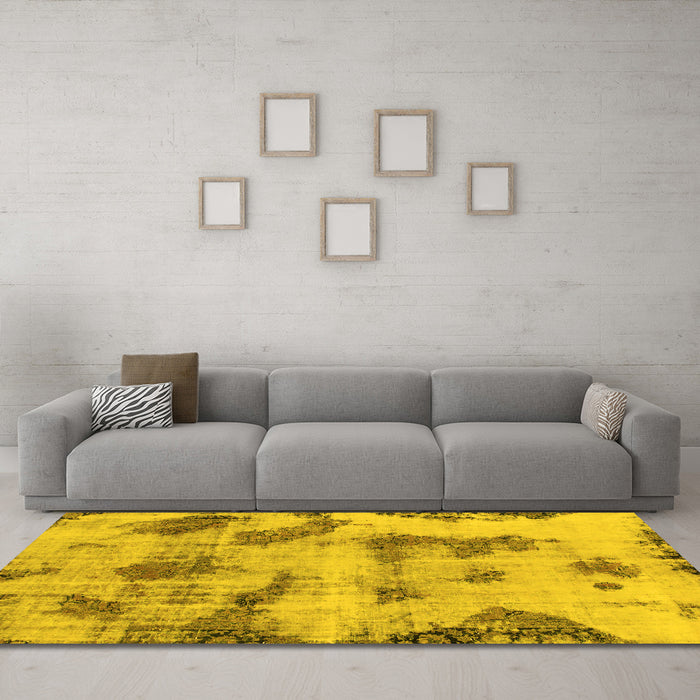 Machine Washable Abstract Yellow Modern Rug in a Living Room, wshabs965yw