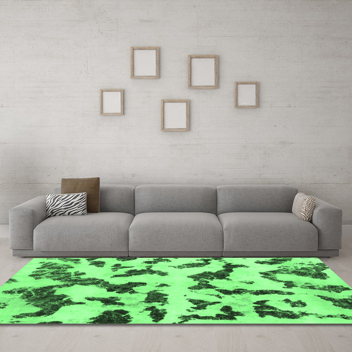 Machine Washable Abstract Emerald Green Modern Area Rugs in a Living Room,, wshabs966emgrn