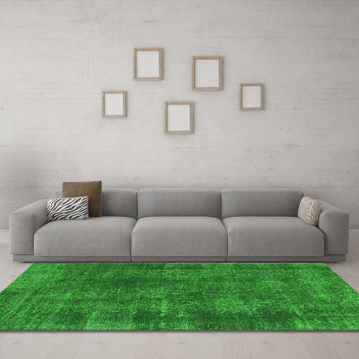 Machine Washable Abstract Green Modern Area Rugs in a Living Room,, wshabs968grn