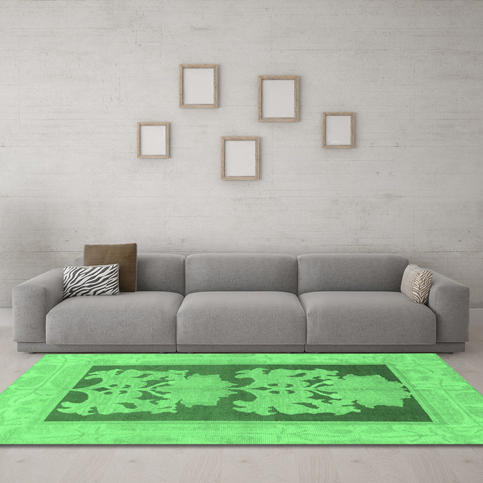 Machine Washable Abstract Emerald Green Modern Area Rugs in a Living Room,, wshabs969emgrn