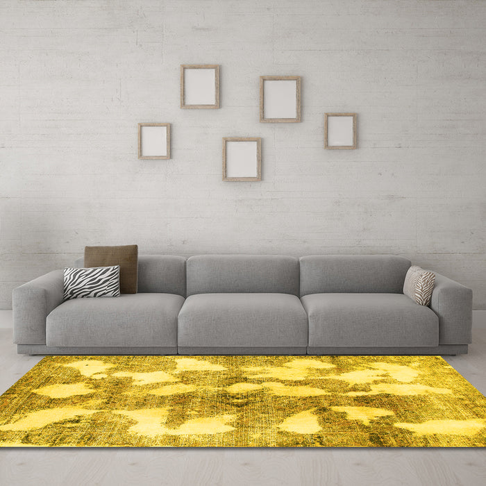 Machine Washable Abstract Yellow Modern Rug in a Living Room, wshabs970yw