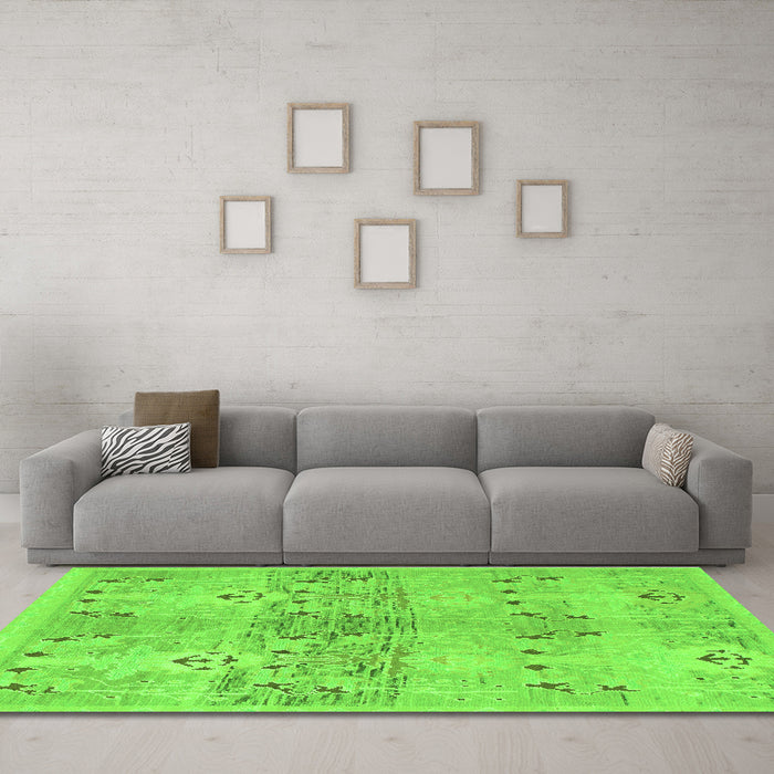 Machine Washable Abstract Green Modern Area Rugs in a Living Room,, wshabs973grn