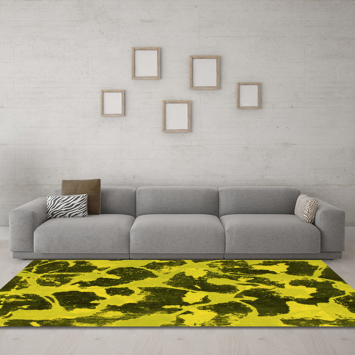 Machine Washable Abstract Yellow Modern Rug in a Living Room, wshabs977yw