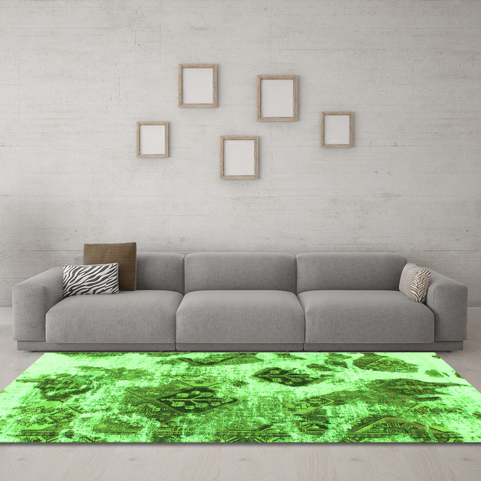 Machine Washable Abstract Green Modern Area Rugs in a Living Room,, wshabs978grn