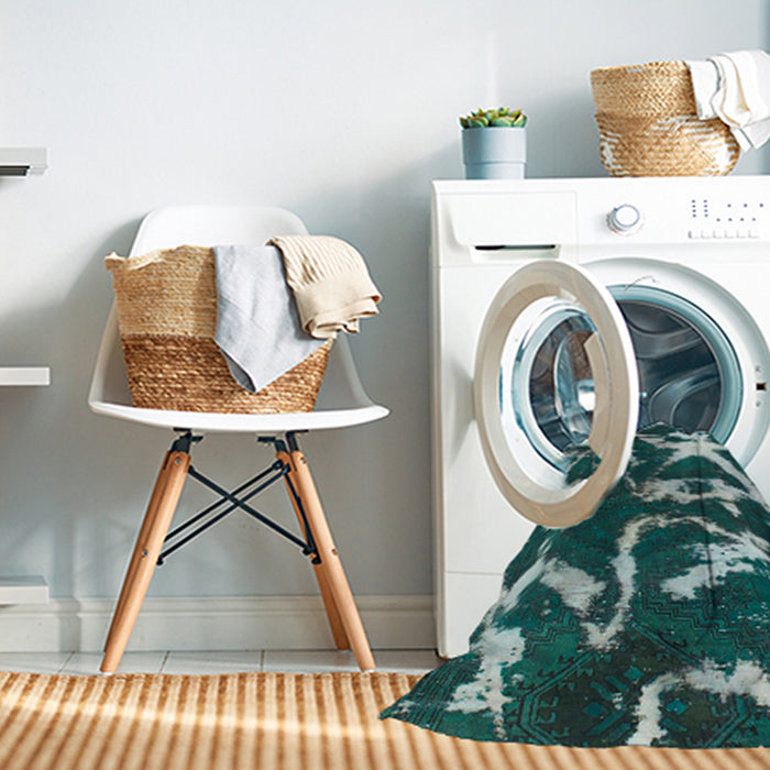 Machine Washable Abstract Medium Aqua Marine Green Rug in a Washing Machine, wshabs979