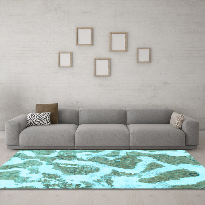 Machine Washable Abstract Light Blue Modern Rug in a Living Room, wshabs985lblu
