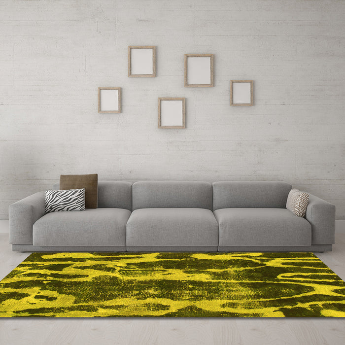 Machine Washable Abstract Yellow Modern Rug in a Living Room, wshabs988yw
