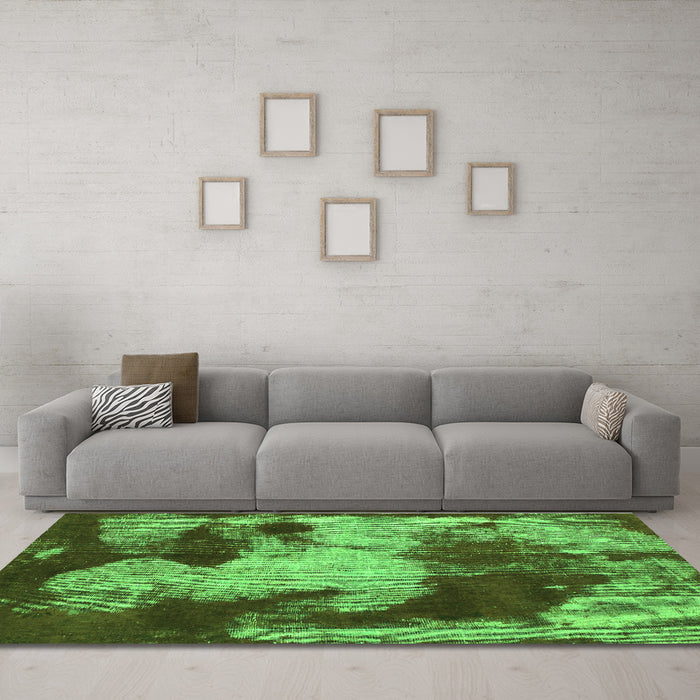 Machine Washable Abstract Green Modern Area Rugs in a Living Room,, wshabs989grn