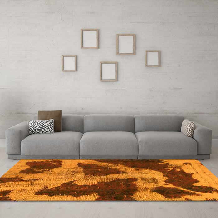 Machine Washable Abstract Yellow Modern Rug in a Living Room, wshabs993yw