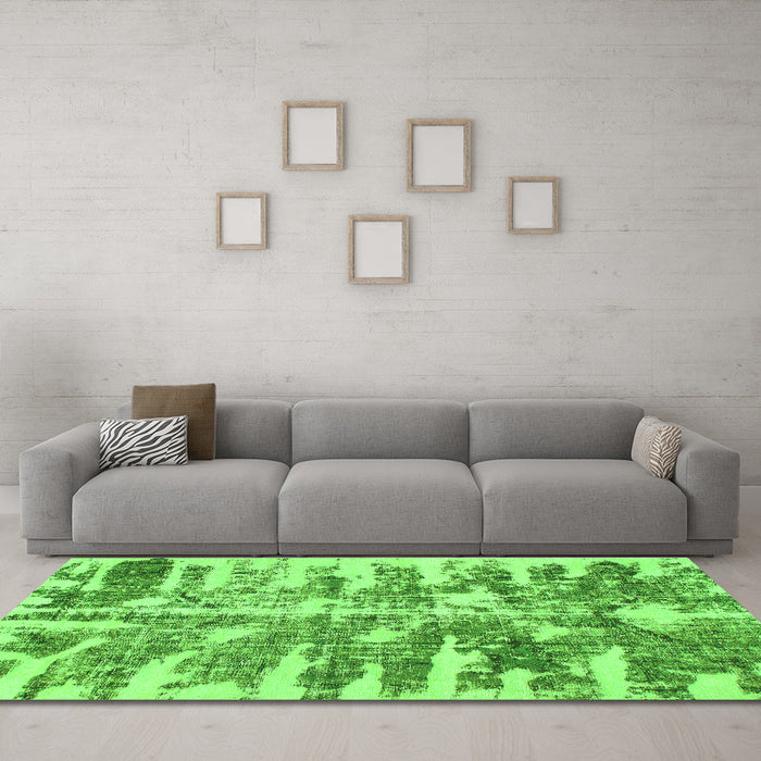 Machine Washable Abstract Green Modern Area Rugs in a Living Room,, wshabs998grn