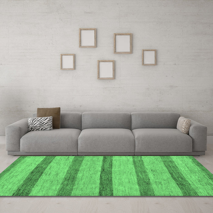 Machine Washable Abstract Emerald Green Modern Area Rugs in a Living Room,, wshabs99emgrn