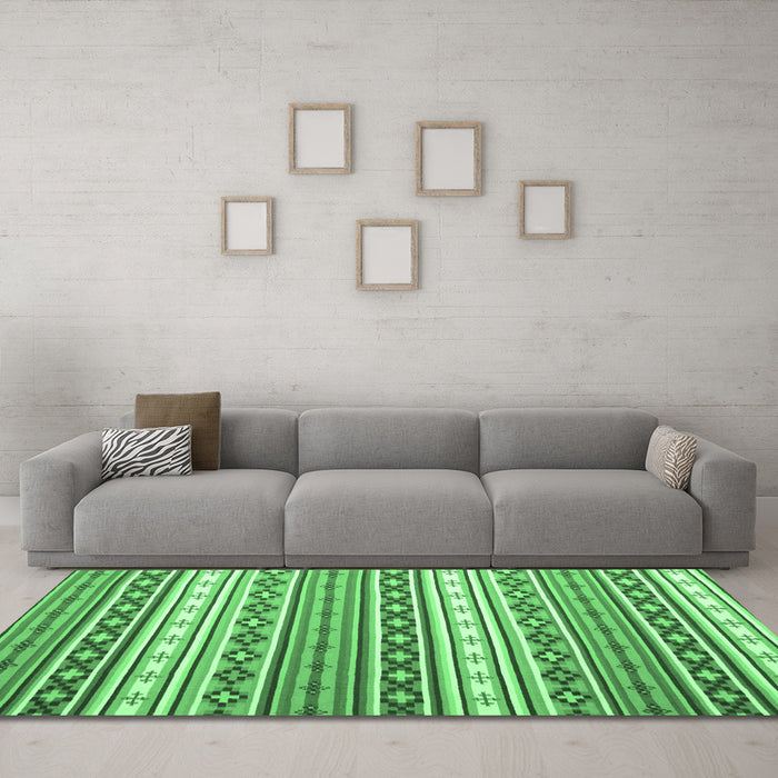 Machine Washable Abstract Emerald Green Contemporary Area Rugs in a Living Room,, wshcon1000emgrn